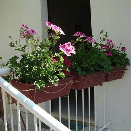 Apartmani Luna Хвар Екстериор снимка